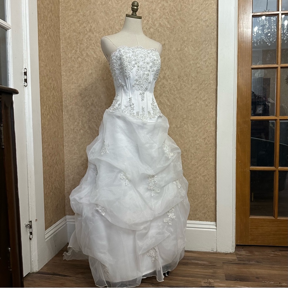 White Organza pearl beaded sequin floral lace appliques corset wedding dress